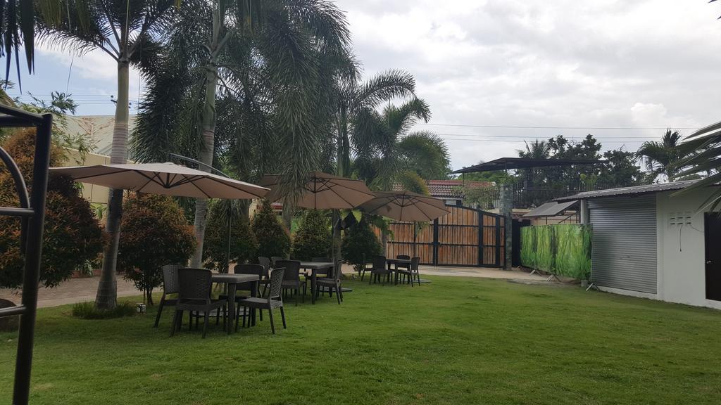 Mactan Breeze - Airport Bed And Breakfast Lapu-Lapu City Eksteriør bilde